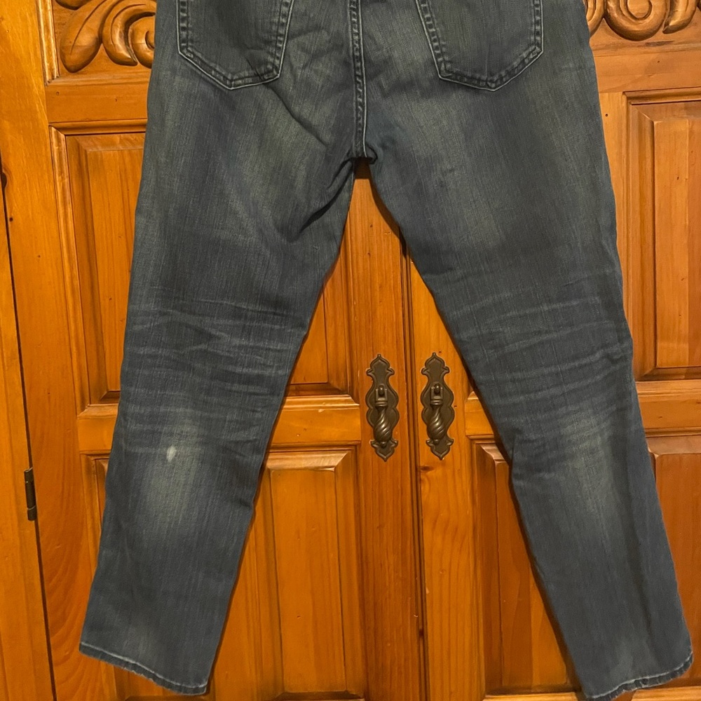 Women’s Gap 29r girlfriend jean